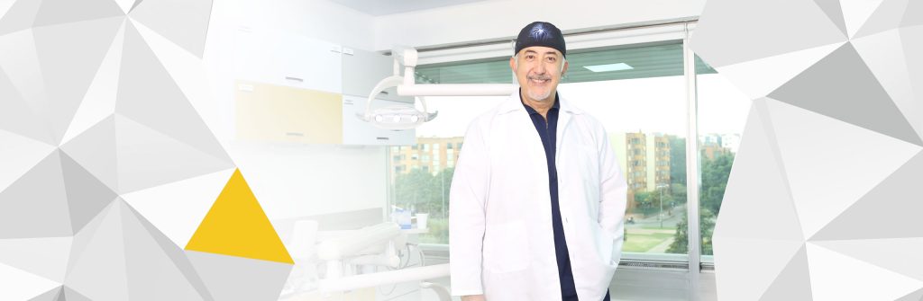 Dr. Ivan Lindo - Implantes Dentales